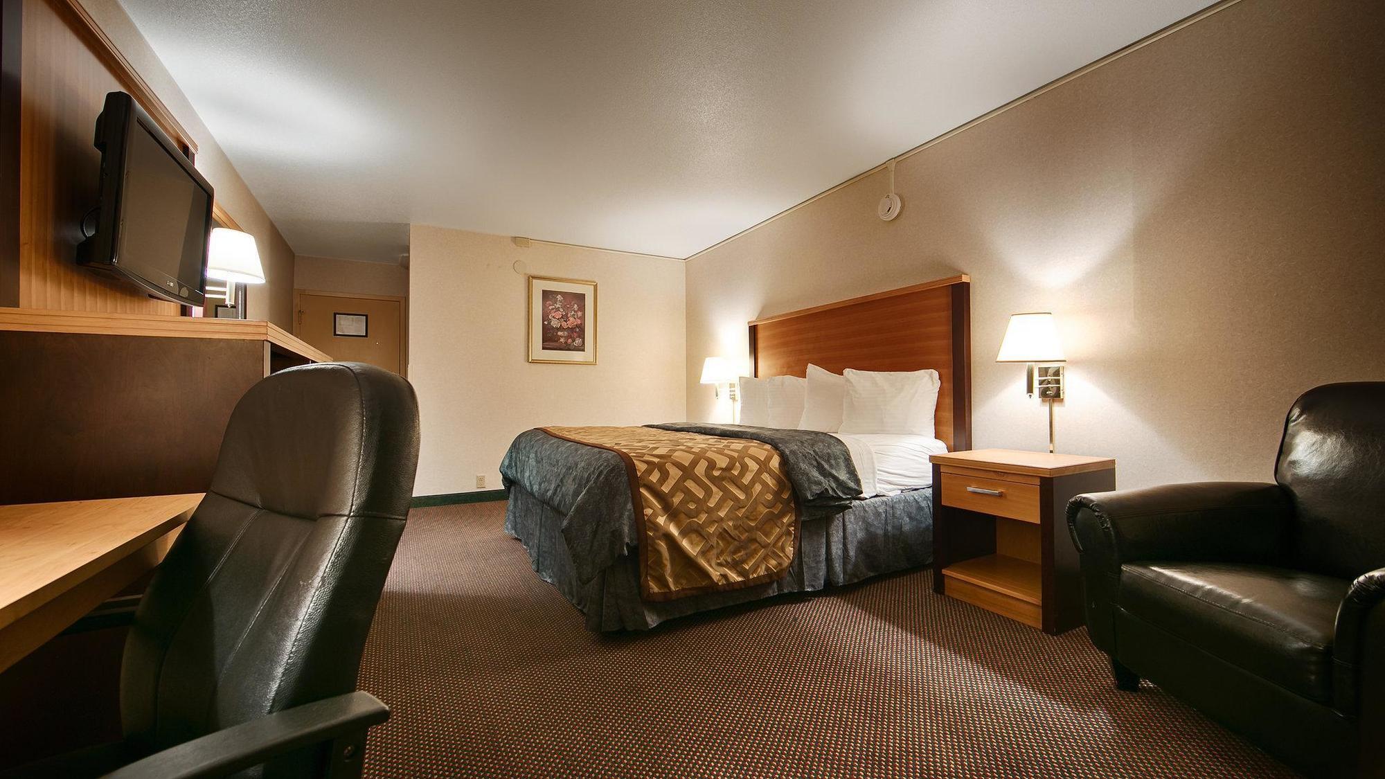 Magnuson Grand Columbus North Hotel Exterior foto