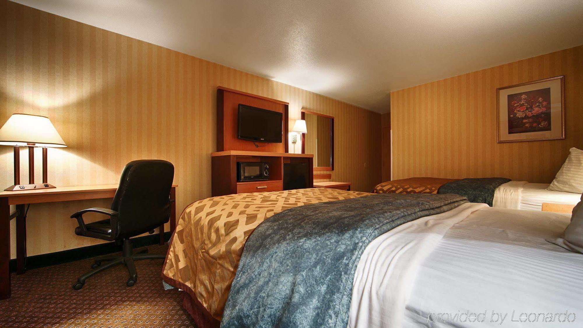 Magnuson Grand Columbus North Hotel Exterior foto